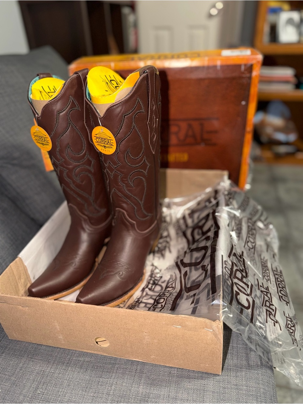 NWT CORRAL BOOTS 7 1/2 M BROWN